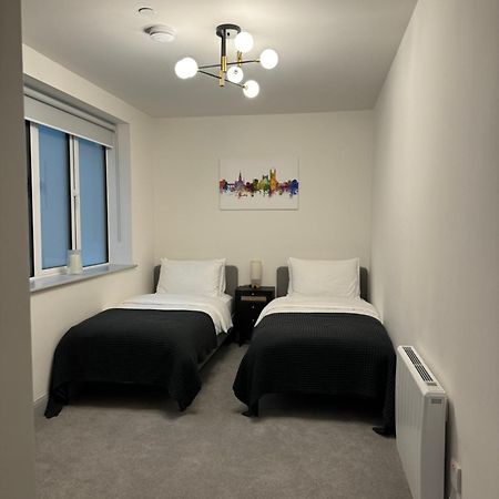 Haus Of Sulis, City Centre Apartment With Lift Access Bath Eksteriør bilde
